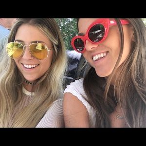 Meet your Posher, Brittanie